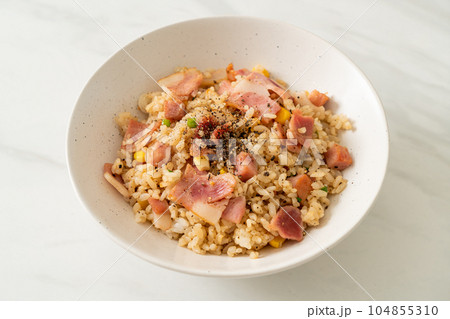 fried rice with bacon ham and black peppers fried rice with bacon ham and black peppers 104855310