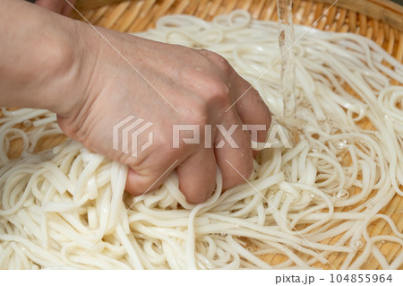 うどん うどん 104855964