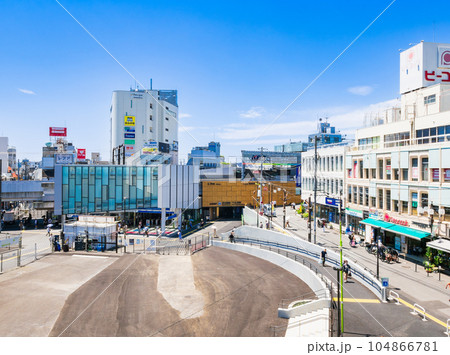 東京　下北沢駅東口 104866781