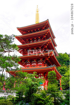 高幡不動尊の五重塔（東京都日野市） 104867028