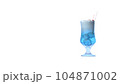 炭酸水の入ったグラス 104871002