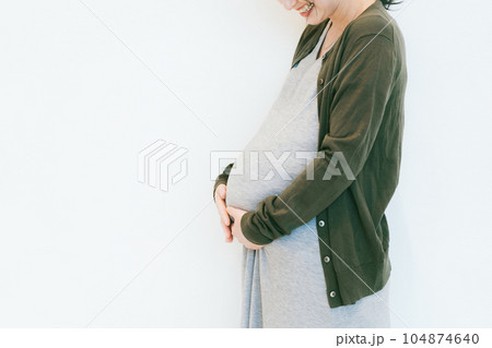 妊婦さん 104874640