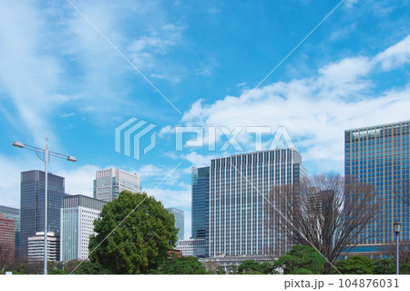 【東京都・2022年3月】 東京・丸の内 都市景観 【東京都・2022年3月】 東京・丸の内 都市景観 104876031