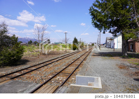 山部駅の構内（根室本線・JR北海道） 104876801