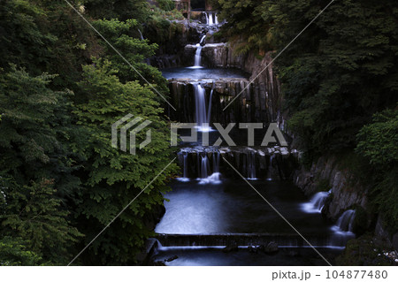 田原の滝 山梨県都留市十日市場 田原の滝 山梨県都留市十日市場 104877480