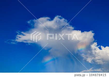 狐の嫁入り・天気雨・虹 104878415