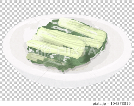 白い器に盛り付けた野沢菜の漬物 104878819