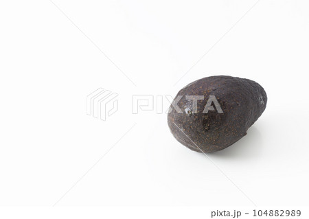 アボガド 白背景 アボガド 白背景 104882989
