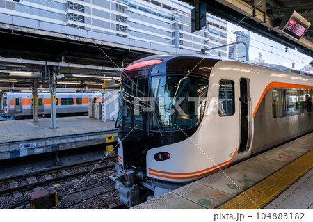 【名古屋駅】出発を待つ特急南紀1号 104883182