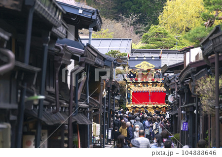 220415雨の高山祭イラスト5g176 104888646