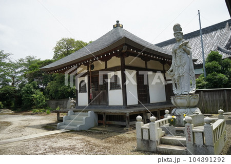 泉子育て観音 泉子育て観音 104891292