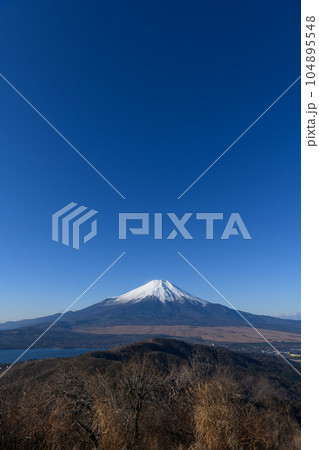 石割山からみた富士山 104895548