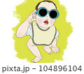 サングラスをかけたファンキーな赤ちゃん 104896104