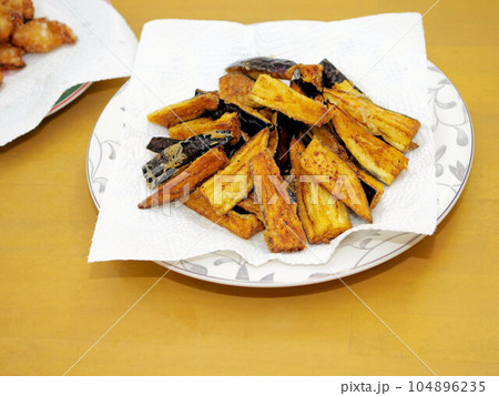 茄子の唐揚げ 104896235