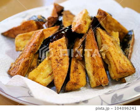 茄子の唐揚げ 104896241