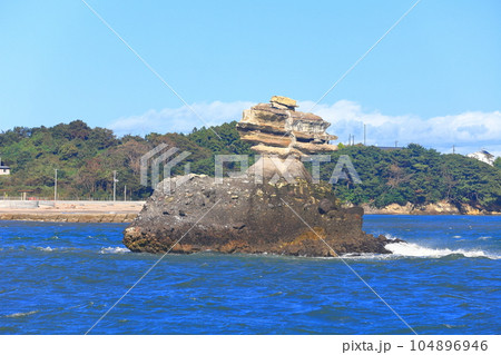 【宮城県】松島の仁王島（島巡り観光船） 104896946