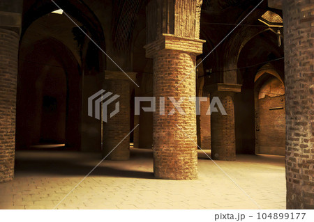イラン・イスファハン ジャーメモスク内部 / Jame'a Mosque of Isfahan イラン・イスファハン ジャーメモスク内部 / Jame'a Mosque of Isfahan 104899177