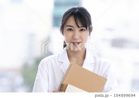 医学生イメージ　医学部 104899694