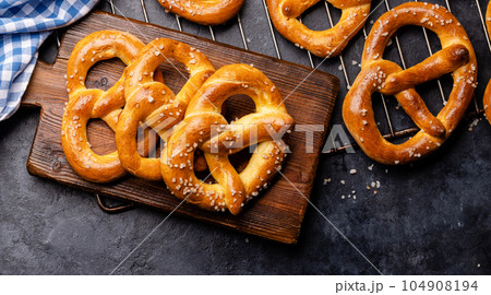 Freshly baked homemade pretzels 104908194