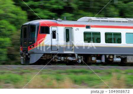 JR四国 2600系特急形気動車 JR四国 2600系特急形気動車 104908672