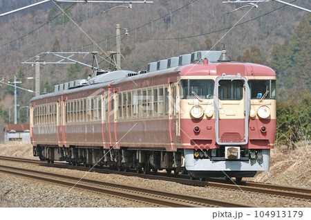 北陸本線　北鯖江ー鯖江　475系　JR西日本　A16編成（金沢） 104913179