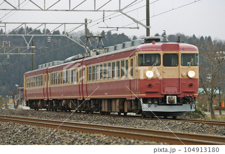 北陸本線　大土呂ー越前花堂　475系　JR西日本　A16編成（金沢） 104913180