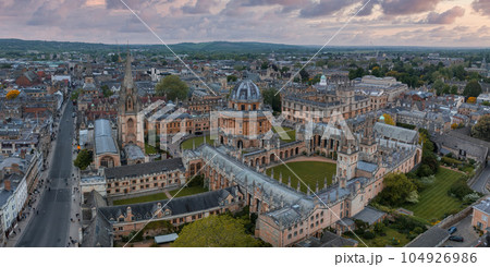 Aerial view over the city of Oxford with Oxford University. Radcliffe Camera and All Souls College, Oxford University, Oxford, UK Aerial view over the city of Oxford with Oxford University. Radcliffe Camera and All Souls College, Oxford University, Oxford, UK 104926986