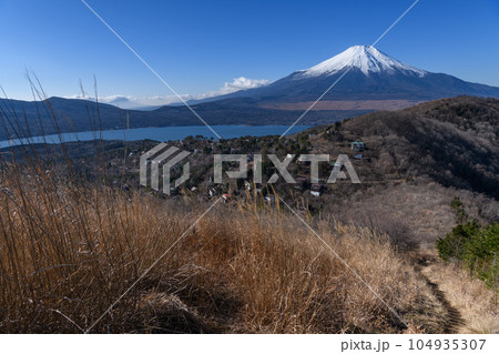 初冬の富士山 初冬の富士山 104935307