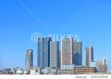 【神奈川県】快晴の武蔵小杉タワーマンション群 【神奈川県】快晴の武蔵小杉タワーマンション群 104938946