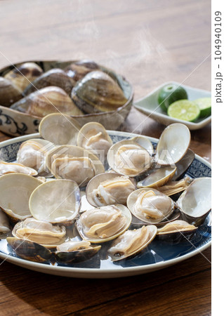 国産ハマグリの酒蒸し 104940109