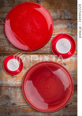 Plates and coffee cups Plates and coffee cups 104942228