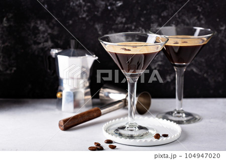 Espresso martini in two glasses 104947020