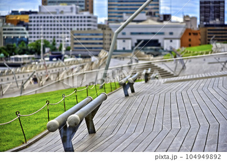 【神奈川】横浜　大桟橋の風景 104949892
