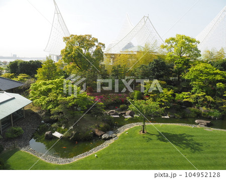 神戸の公園風景 104952128