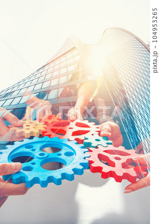 Team working metaphor at the basis of success Team working metaphor at the basis of success 104953265