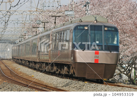 小田急　小田原線　相武台前ー座間　30000形　EXE　ロマンスカー　さがみ 104953319