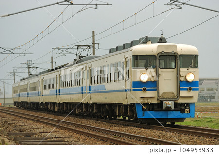 北陸本線 加賀笠間ー美川 JR西日本 A12+A02編成(金沢) 北陸本線 加賀笠間ー美川 JR西日本 A12+A02編成(金沢) 104953933
