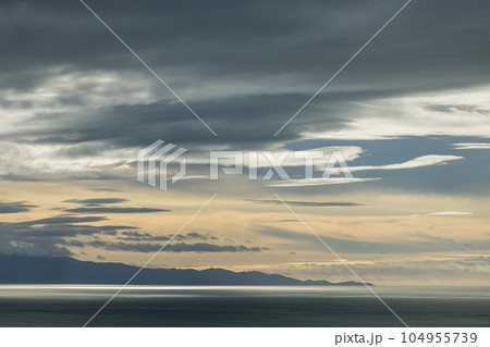 ニュージーランド ネルソンのプリンセス・ドライブ・ルックアウトから見えるタスマン湾 ニュージーランド ネルソンのプリンセス・ドライブ・ルックアウトから見えるタスマン湾 104955739