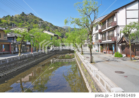 【城崎温泉の風景】 兵庫県豊岡市城崎町湯島 【城崎温泉の風景】 兵庫県豊岡市城崎町湯島 104961489
