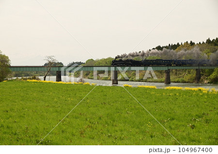 SL銀河も走ったJR釜石線 北上川橋梁 104967400