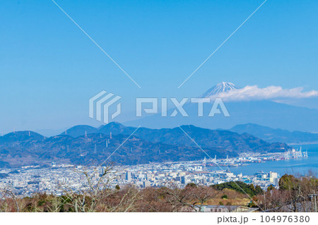 【静岡の景観】日本平からの眺望（富士山） 104976380