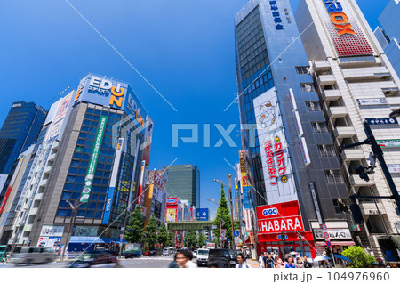 《東京都》秋葉原電気街・都市風景 104976960