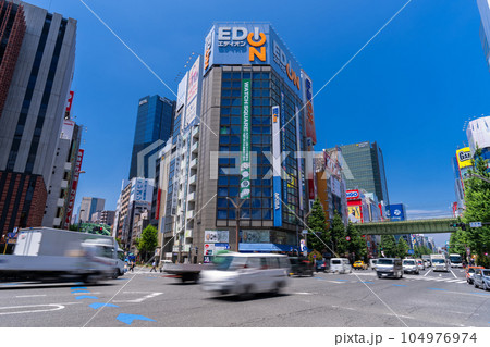 《東京都》秋葉原電気街・都市風景 104976974