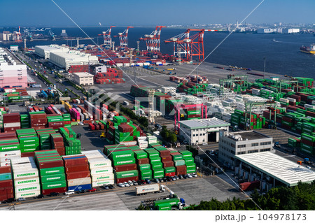 《東京都》青海コンテナ埠頭・コンテナヤード 104978173