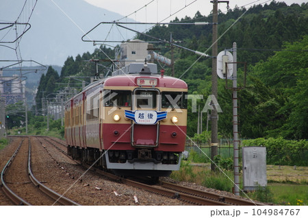 えちごトキめき鉄道 455系 急行越後 青海~糸魚川 えちごトキめき鉄道 455系 急行越後 青海~糸魚川 104984767
