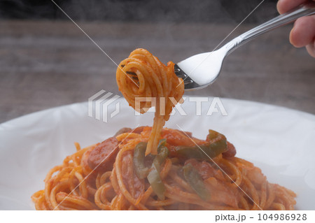ナポリタン 麺上げ 104986928