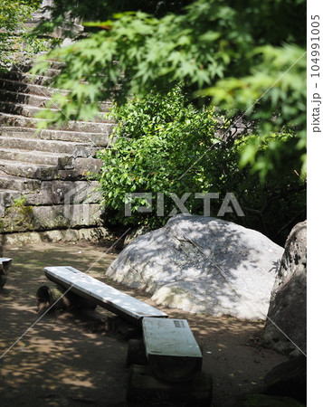 日本のお寺の風景 日本のお寺の風景 104991005