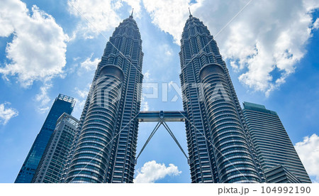 ペトロナスインタワー マレーシアのクアラルンプール 104992190