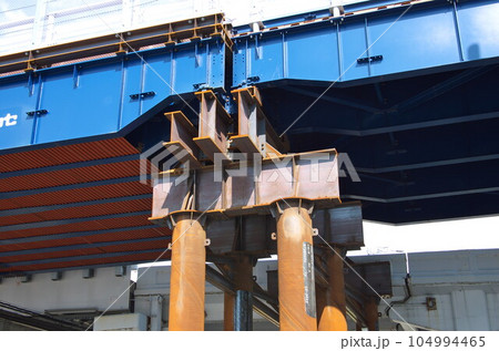 仮設跨線橋（道路橋） 104994465