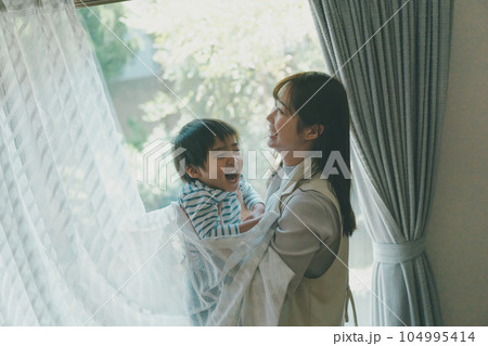 Childcare 104995414